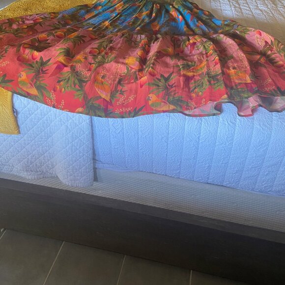 ALMOST NWOT - A Beautiful ANTHROPOLOGIE Maxi Skirt - Size Small - Picture 3 of 3